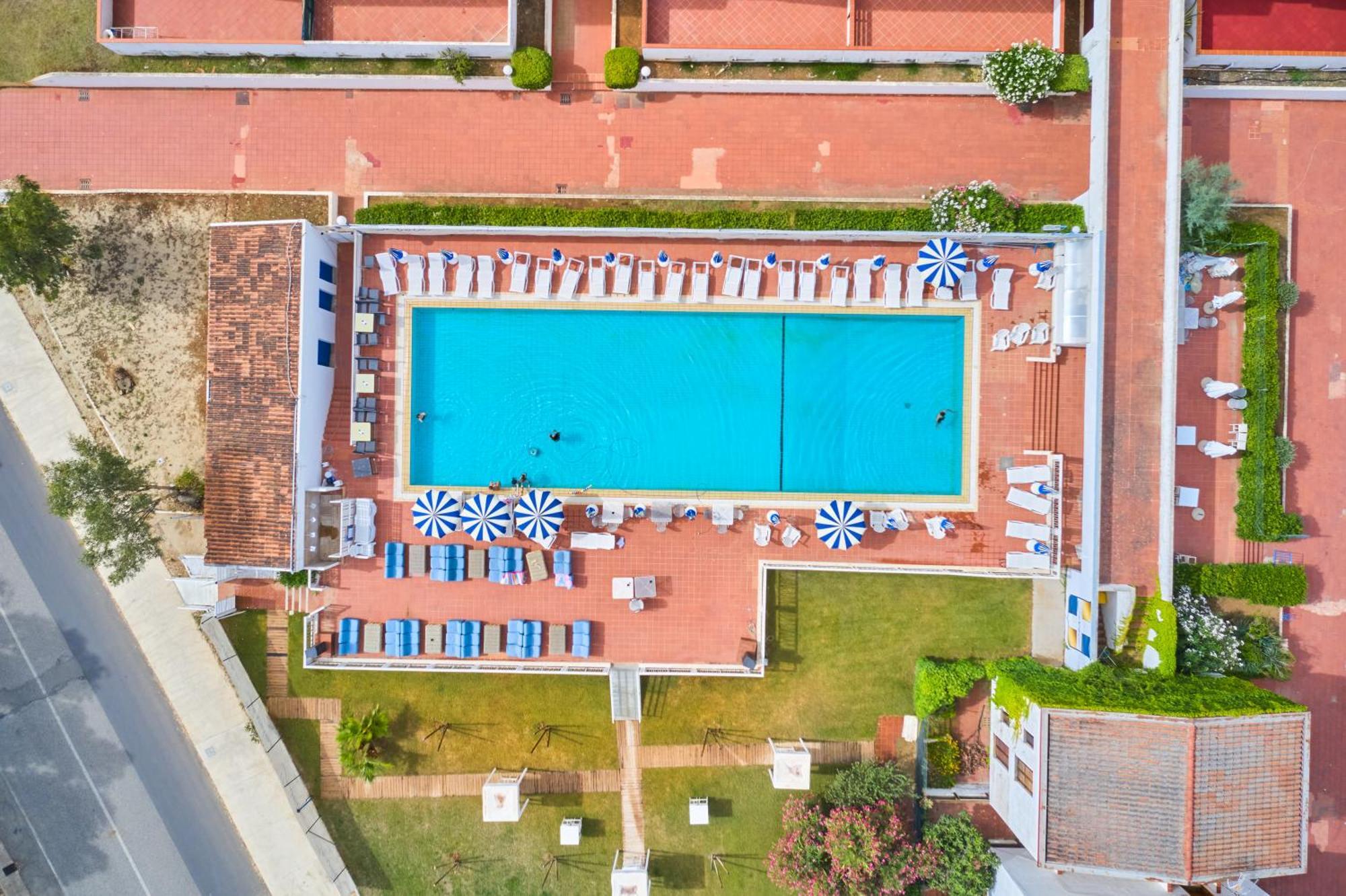 Casa Vacanze Lux By White Aparthotel I Casoni ภายนอก รูปภาพ